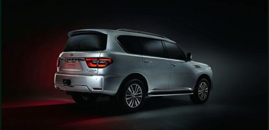 2023 Nissan Armada Pictures