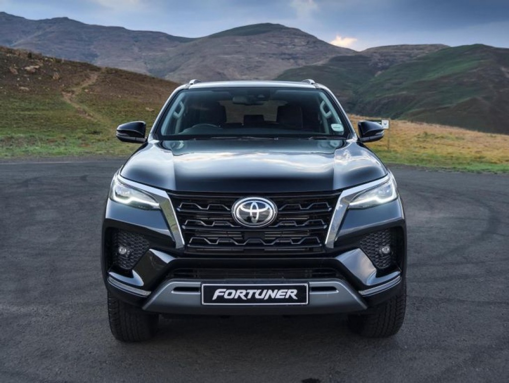 2023 Toyota Fortuner Spy Shots